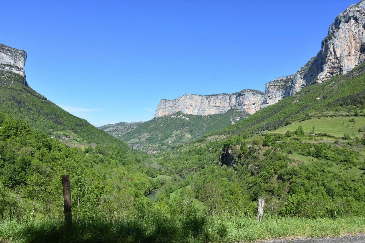Gite De Charme La Chabotte - Royans / Vercors Chatelus  外观 照片